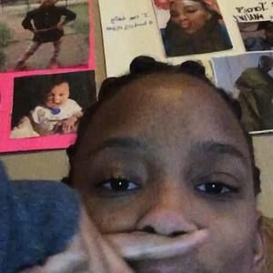 Meet your Posher, Tonae